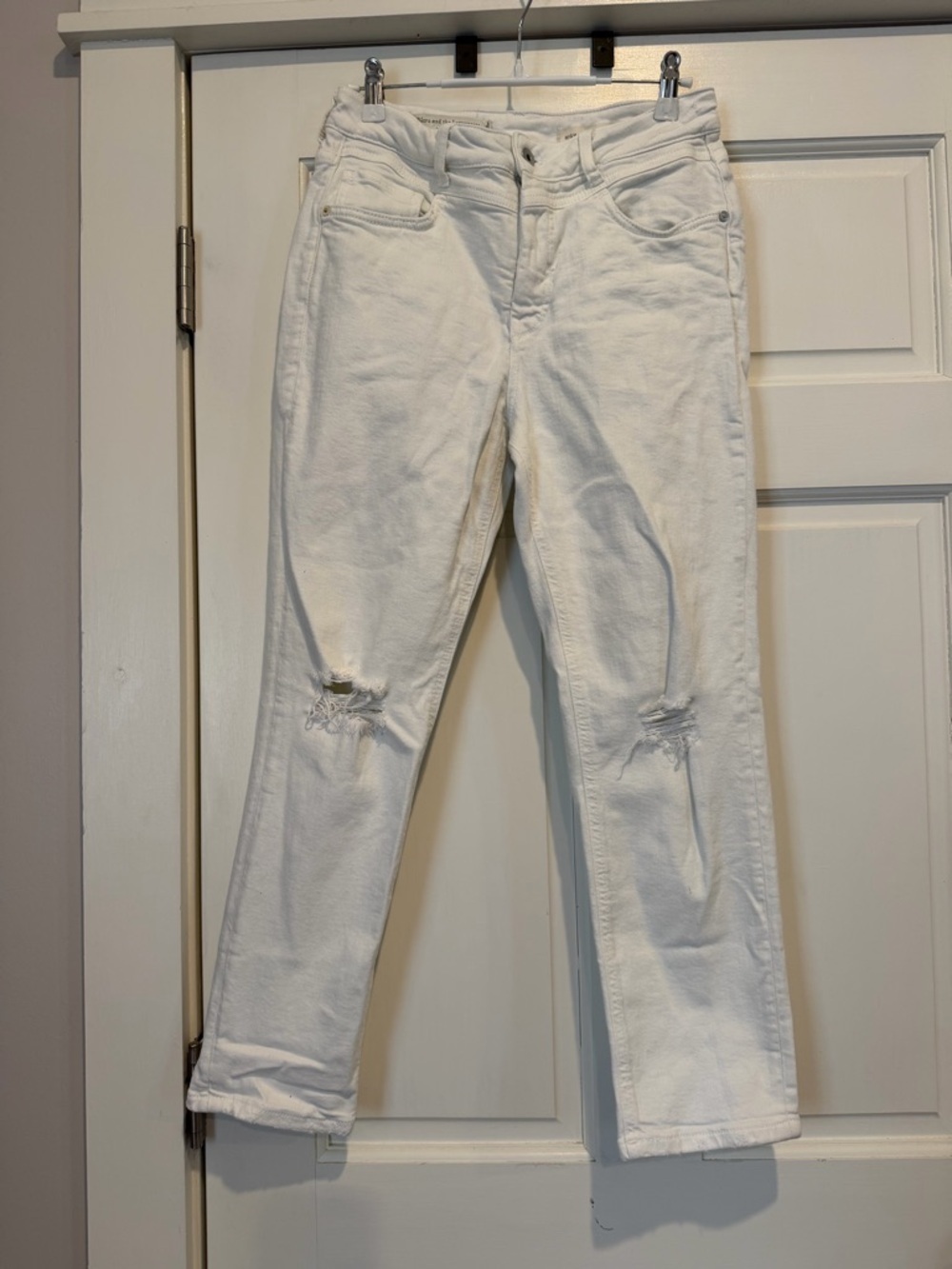 Anthropologie White High Rise Slim Distressed Jeans